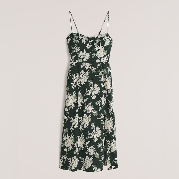 Abercrombie & Fitch Dresses & Skirts - Abercrombie & Fitch High-Slit Midaxi Dress in a green floral print.